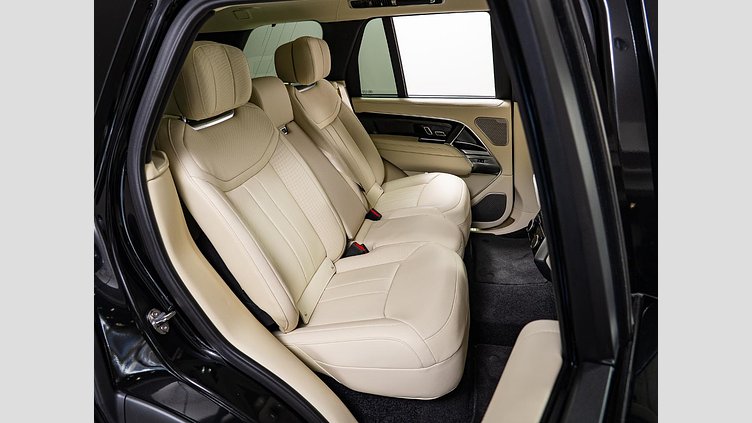 2024 認定中古車 Land Rover Range Rover サントリーニブラック D350 AWD MHEV（AT） スタンダードホイールベース Autobiography