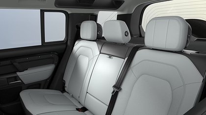 Defender 110 6