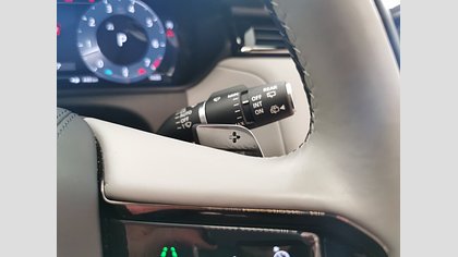 Range Rover Velar 28