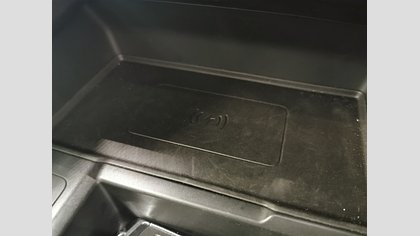 Range Rover Velar 25