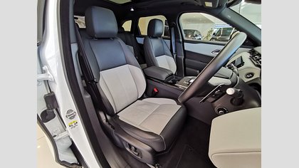 Range Rover Velar 17