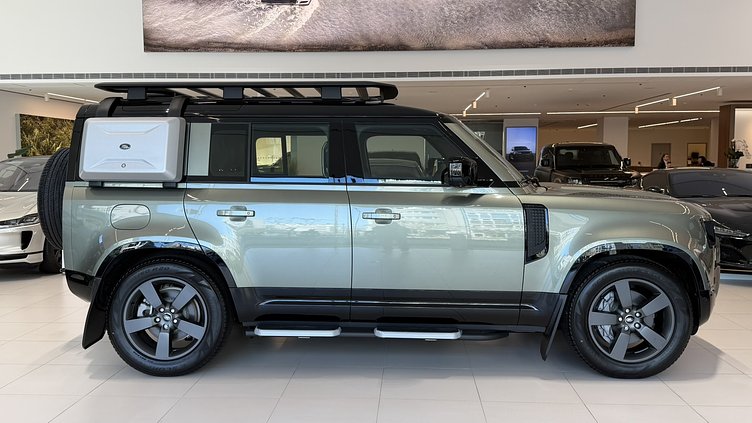 2025 新車 Land Rover Defender 110 (1DJ) 盤古大陸綠 Pangea Green D300  輕油電混合 X-Dynamic HSE