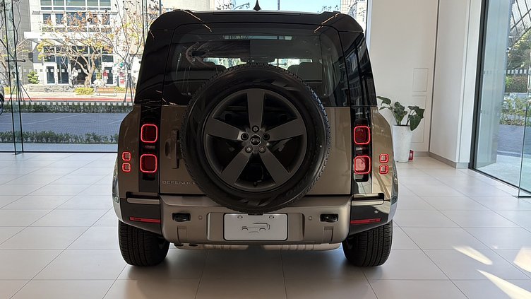 2025 新車 Land Rover Defender 110 (1DK) 岡瓦那大陸石 Gondwana Stone D300  輕油電混合 X-Dynamic HSE