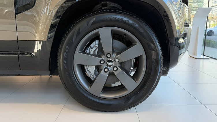 2025 新車 Land Rover Defender 110 (1DK) 岡瓦那大陸石 Gondwana Stone D300  輕油電混合 X-Dynamic HSE