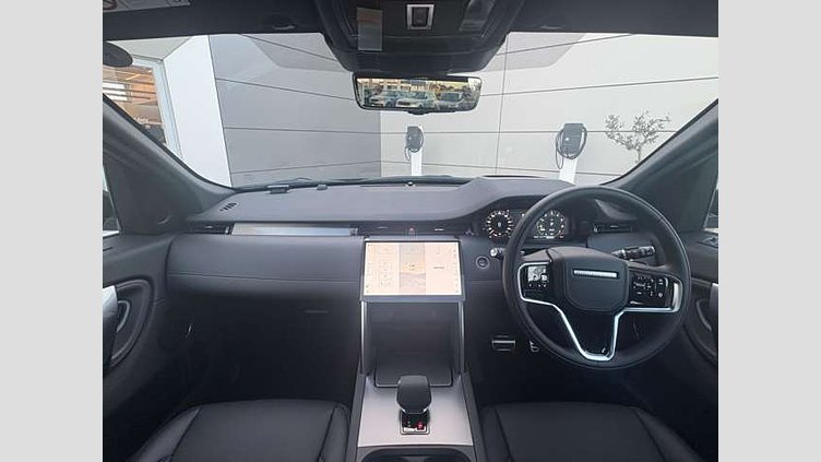 2024 認定中古車 Land Rover Discovery Sport オストゥーニパールホワイト プラグインハイブリッド（ガソリン） 標準ホイール Dynamic HSE