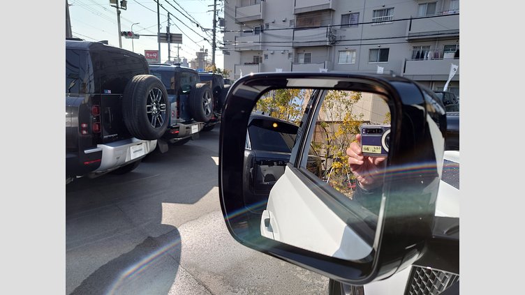 2025 認定中古車 Land Rover Defender 130 フジホワイト D350 ディーゼルマイルドハイブリッド X-Dynamic SE