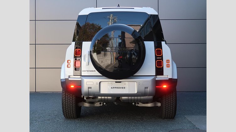 2024 認定中古車 Land Rover Defender 110 フジホワイト D350 ディーゼルマイルドハイブリッド S