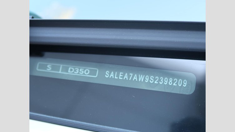 2024 認定中古車 Land Rover Defender 110 フジホワイト D350 ディーゼルマイルドハイブリッド S