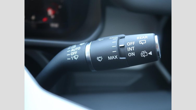 2024 認定中古車 Land Rover Defender 110 フジホワイト D350 ディーゼルマイルドハイブリッド S