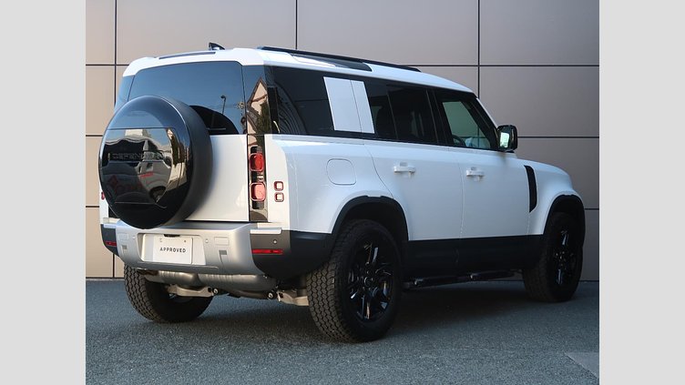 2024 認定中古車 Land Rover Defender 110 フジホワイト D350 ディーゼルマイルドハイブリッド S