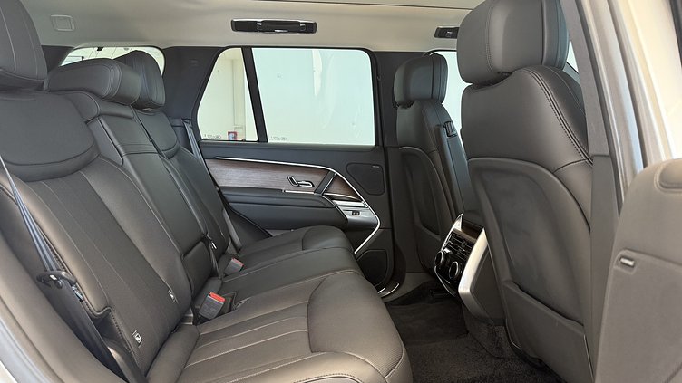 2024 認證中古車 Land Rover Range Rover (1DM) Batumi Gold 巴統金 P400 汽油 (輕油電混合) 標準軸距 SE