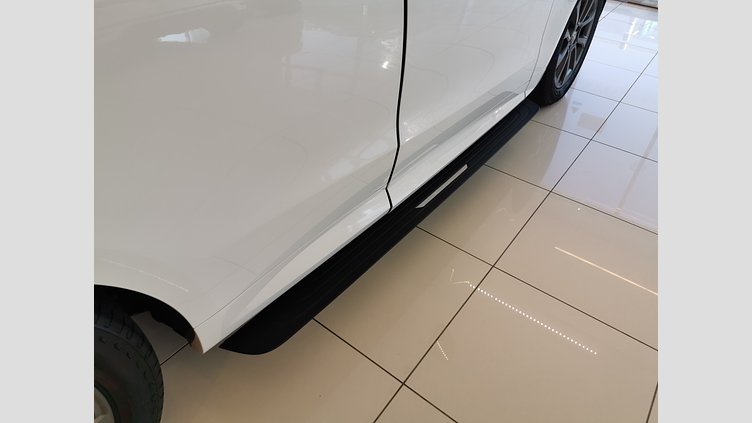 2025 認定中古車 Land Rover Range Rover Sport フジホワイト P400マイルドハイブリッド スタンダードホイールベース Dynamic SE