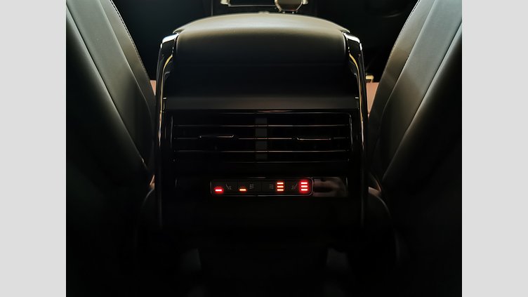 2025 認定中古車 Land Rover Range Rover Sport フジホワイト P400マイルドハイブリッド スタンダードホイールベース Dynamic SE