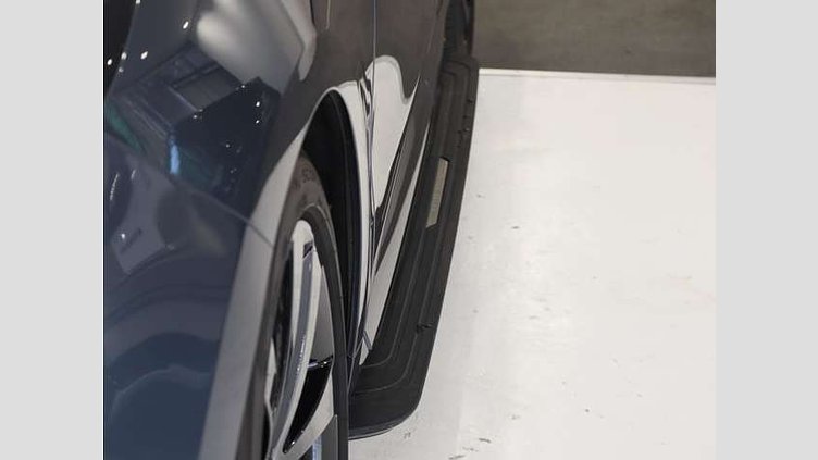 2023 認定中古車 Land Rover Range Rover Sport ヴァレジネブルー 3.0リッター6気筒400PSターボチャージドガソリンMHEV（オートマチック） FIRST EDITION