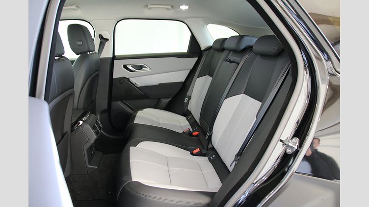 2025 認定中古車 Land Rover Range Rover Velar サントリーニブラック D200マイルドハイブリッド（ディーゼル） S