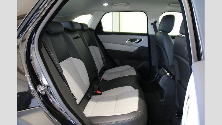 2025 認定中古車 Land Rover Range Rover Velar サントリーニブラック D200マイルドハイブリッド（ディーゼル） S