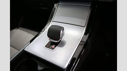 Range Rover Velar 29