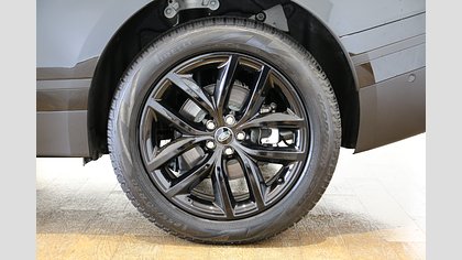 Range Rover Velar 11