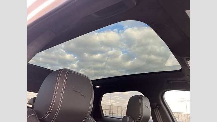 2024 認定中古車 Jaguar F-Pace オストゥーニパールホワイト P400e ガソリン プラグインハイブリッド R-DYNAMIC HSE