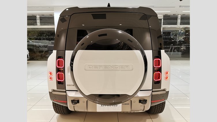 2023 認定中古車 Land Rover Defender 110 フジホワイト D300 AWD（AT） X-DYNAMIC SE