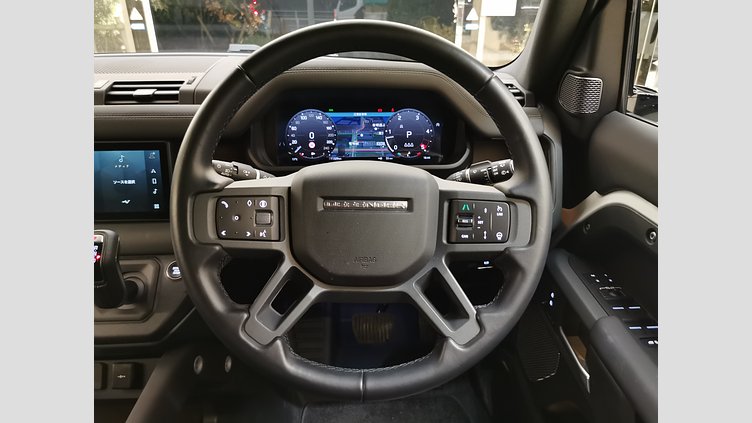 2023 認定中古車 Land Rover Defender 110 フジホワイト D300 AWD（AT） X-DYNAMIC SE
