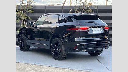 F-Pace 6