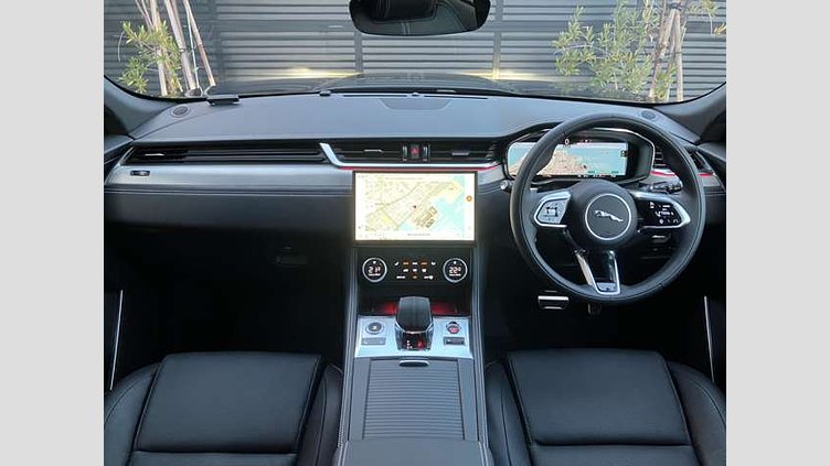 2024 認定中古車 Jaguar F-Pace サントリーニブラック P250 AWD（オートマチック） R-DYNAMIC SE