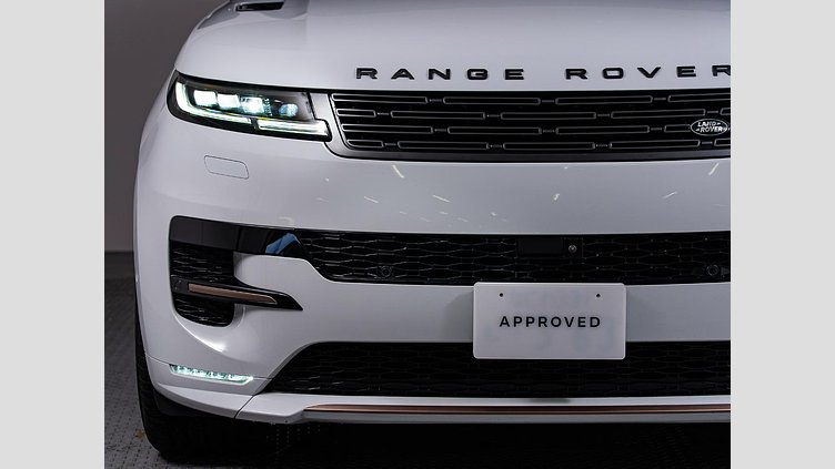 2023 認定中古車 Land Rover Range Rover Sport フジホワイト 3.0リッター6気筒300PSターボチャージドディーゼルMHEV（オートマチック） DYNAMIC HSE
