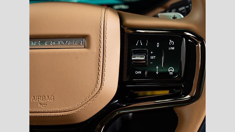 2023 認定中古車 Land Rover Range Rover Sport フジホワイト 3.0リッター6気筒300PSターボチャージドディーゼルMHEV（オートマチック） DYNAMIC HSE