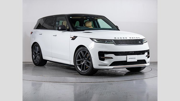 2023 認定中古車 Land Rover Range Rover Sport フジホワイト 3.0リッター6気筒300PSターボチャージドディーゼルMHEV（オートマチック） DYNAMIC HSE