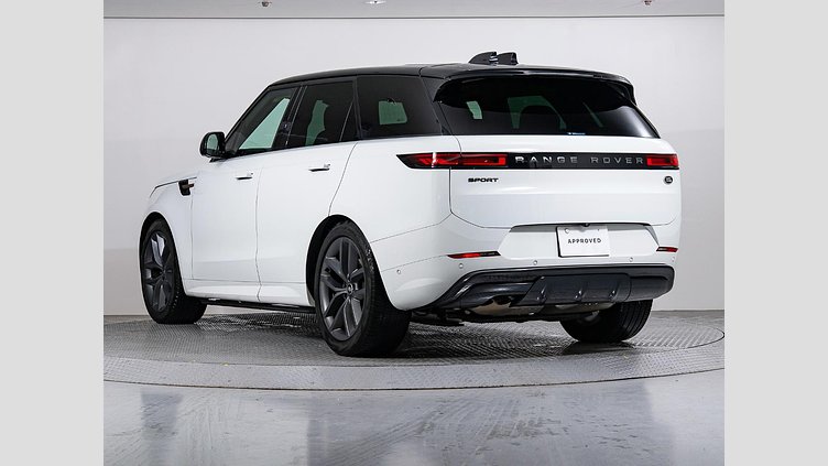 2023 認定中古車 Land Rover Range Rover Sport フジホワイト 3.0リッター6気筒300PSターボチャージドディーゼルMHEV（オートマチック） DYNAMIC HSE