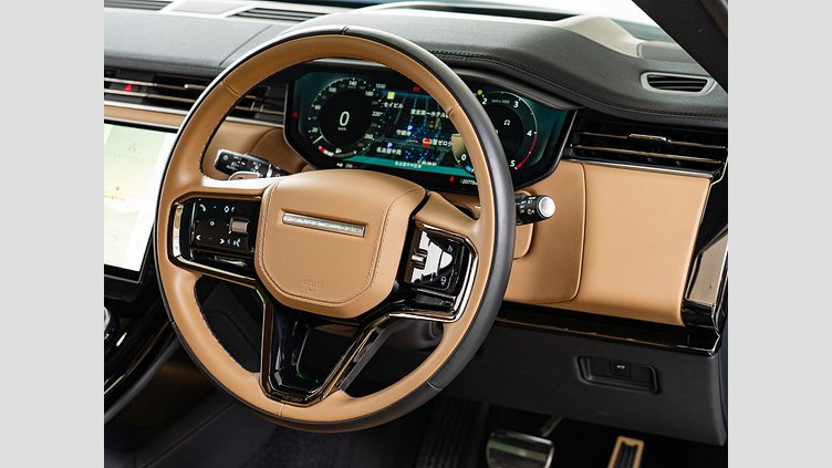 2023 認定中古車 Land Rover Range Rover Sport フジホワイト 3.0リッター6気筒300PSターボチャージドディーゼルMHEV（オートマチック） DYNAMIC HSE