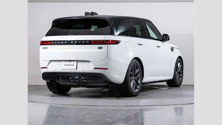 2023 認定中古車 Land Rover Range Rover Sport フジホワイト 3.0リッター6気筒300PSターボチャージドディーゼルMHEV（オートマチック） DYNAMIC HSE