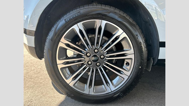 2024 認定中古車 Land Rover Range Rover Evoque アロイオスグレイ P200（ガソリン） スタンダードホイールベース DYNAMIC SE