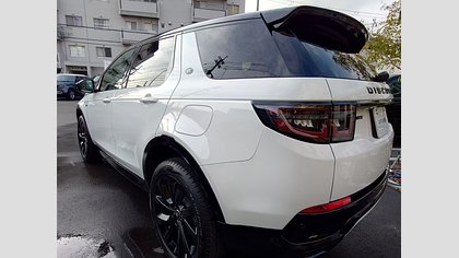 Discovery Sport 9