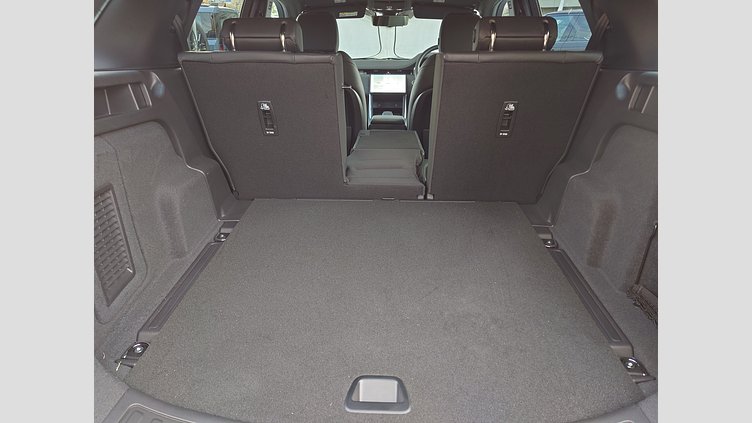 2024 認定中古車 Land Rover Discovery Sport フジホワイト プラグインハイブリッド（ガソリン） 標準ホイール Dynamic HSE