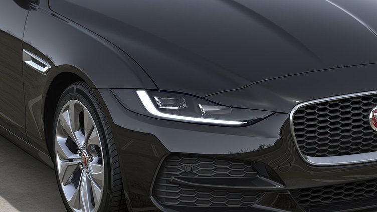 2019 認定中古車 Jaguar XE サントリーニブラック D180 RWD AUTOMATIC 4 door Saloon S