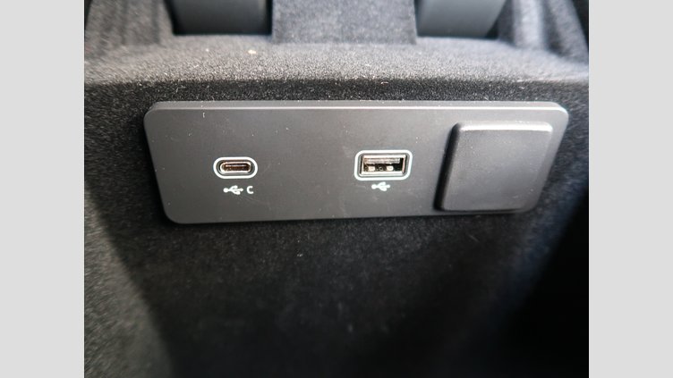 2023 認定中古車 Land Rover Range Rover Velar ヴァレジネブルー P400eプラグインハイブリッド（ガソリン） Standard Wheelbase Dynamic HSE