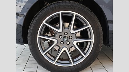 Range Rover Velar 11