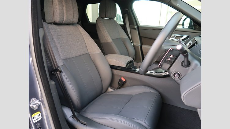 2023 認定中古車 Land Rover Range Rover Velar ヴァレジネブルー P400eプラグインハイブリッド（ガソリン） Standard Wheelbase Dynamic HSE