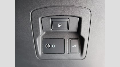 Range Rover Velar 30