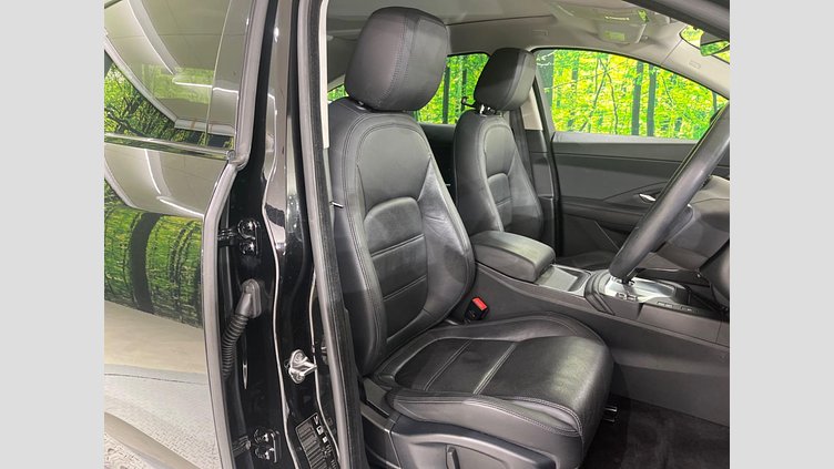 2019 認定中古車 Jaguar E-Pace サントリーニブラック D180 オートマチック全輪駆動 S