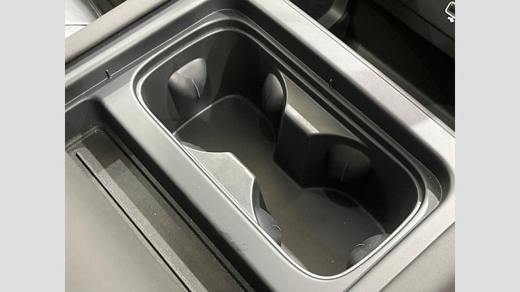 2024 認定中古車 Land Rover Defender 110 アイガーグレイ D300 AWD（AT） S