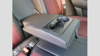 Range Rover Velar 50