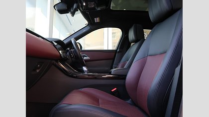 Range Rover Velar 17