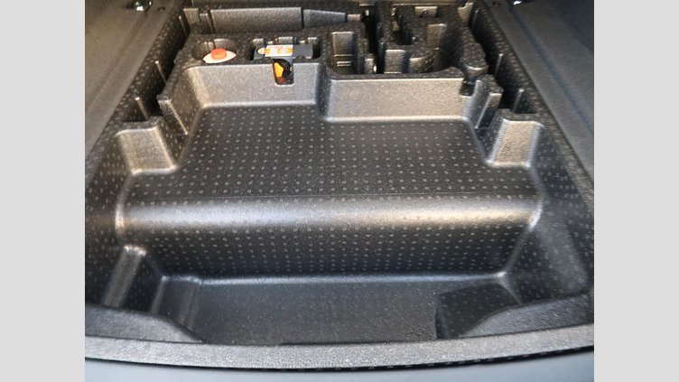 2023 認定中古車 Land Rover Range Rover Velar ザダルグレイ D200マイルドハイブリッド（ディーゼル） Standard Wheelbase Dynamic HSE