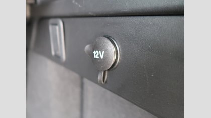 Range Rover Velar 11