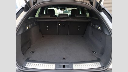 Range Rover Velar 10