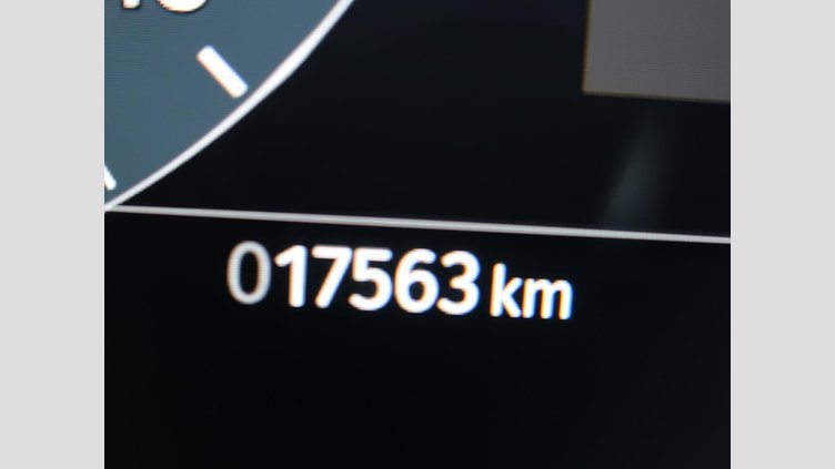 2023 認定中古車 Land Rover Range Rover Velar Ostuni Pearl White ２Lディーゼルエンジン ダイナミックSE　D２００　エアサスペンション装着車