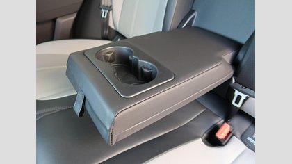 Range Rover Velar 64